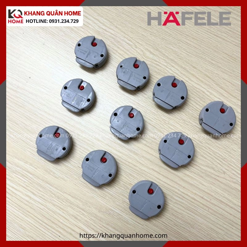 ​​​​​​​Hình Thực Tế Bánh Xe Trượt Dưới Hafele 404.20.340