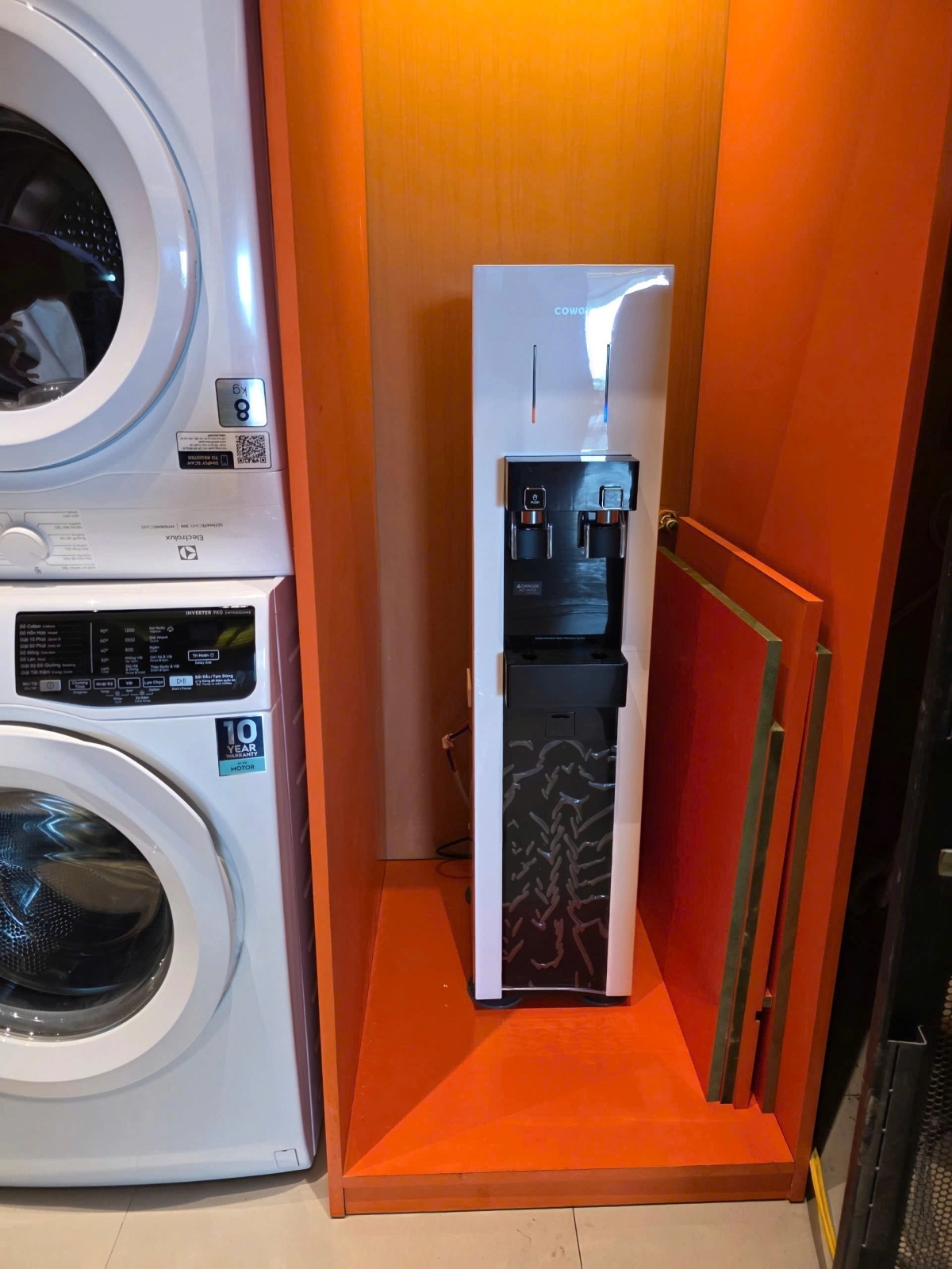 Hình Thực Tế Máy lọc nước nóng lạnh Coway Harry CHP-590R - Cây tủ đứng 