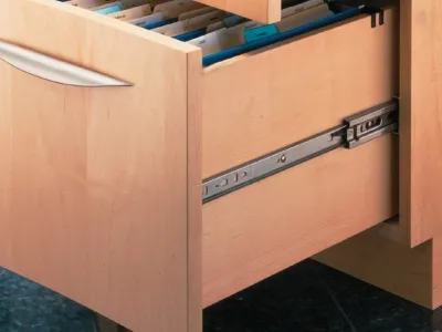 Có Nên Làm Tủ Bếp Ngăn Kéo Rây Nhấn Mở? Ưu và Nhược Điểm Chi Tiết