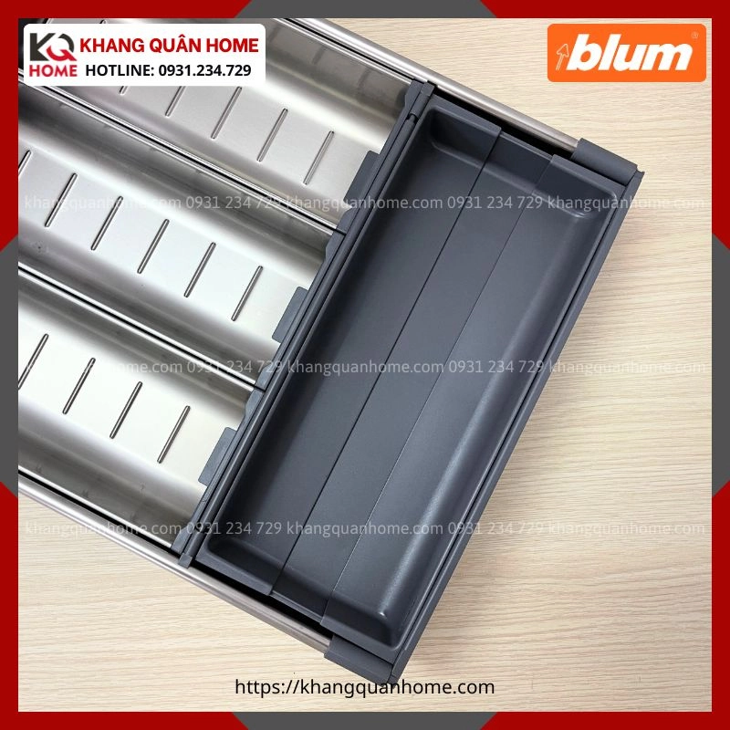 KHAY CHIA MUỖNG ĐŨA BLUM BI3 285MM ZHI.437BI3 4403600