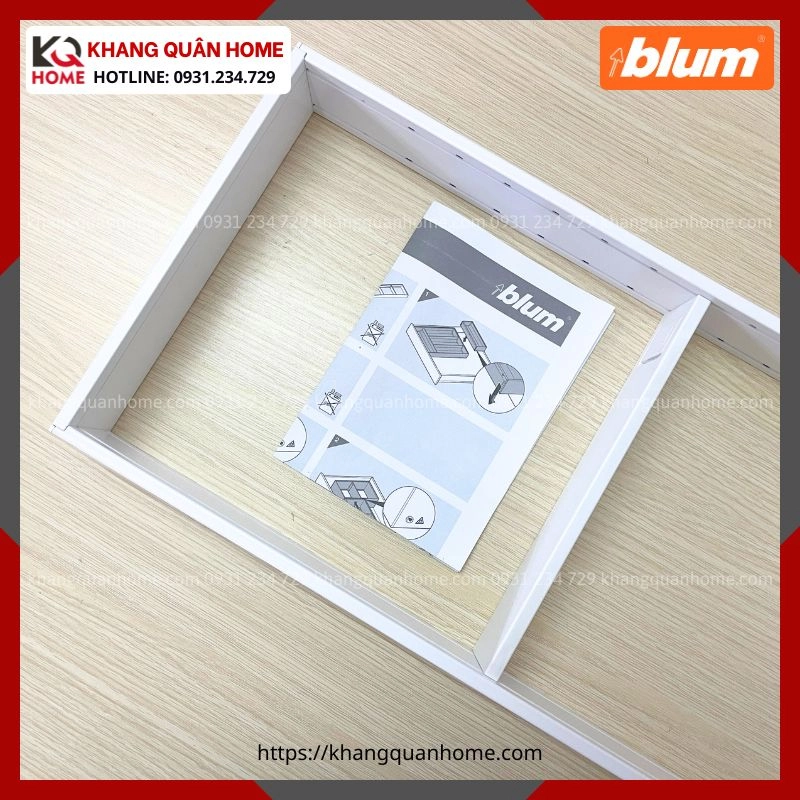 KHAY CHIA BLUM RS2 RỘNG 200MM MÀU TRẮNG ZC7S500RS2 2921190