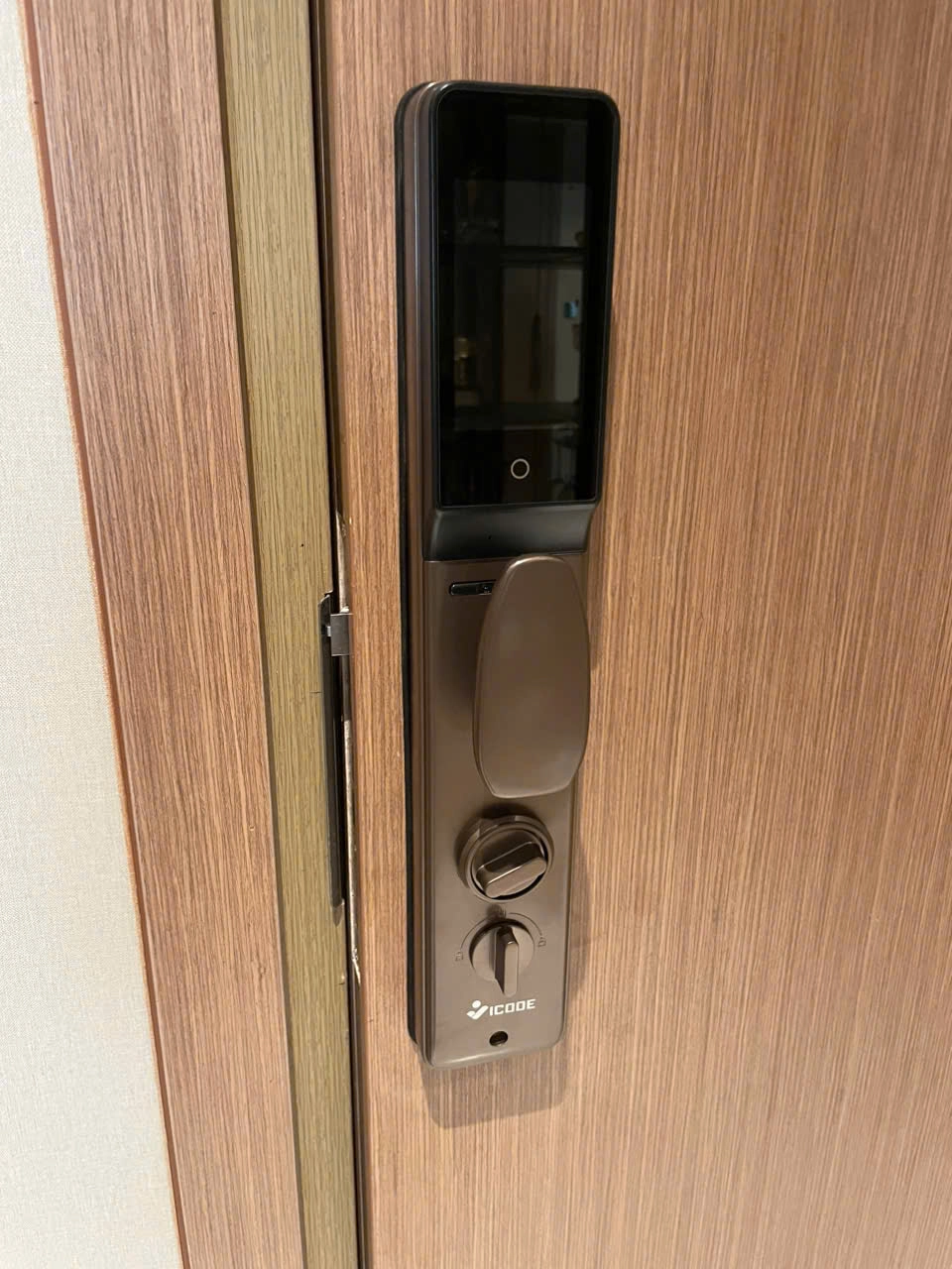 Khóa Điện Tử Vicode VP-930 Nâu Cafe