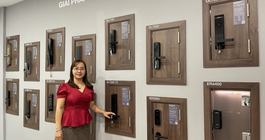  TỔNG HỢP PHỤ KIỆN KHOÁ CỬA HAFELE