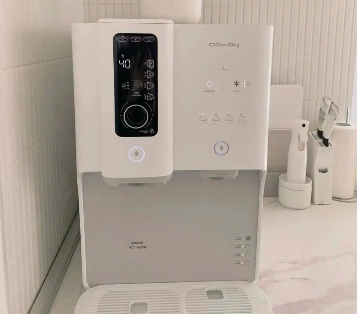 Hình Thực Tế Máy lọc nước nóng lạnh Coway Ombak CHP-7310R