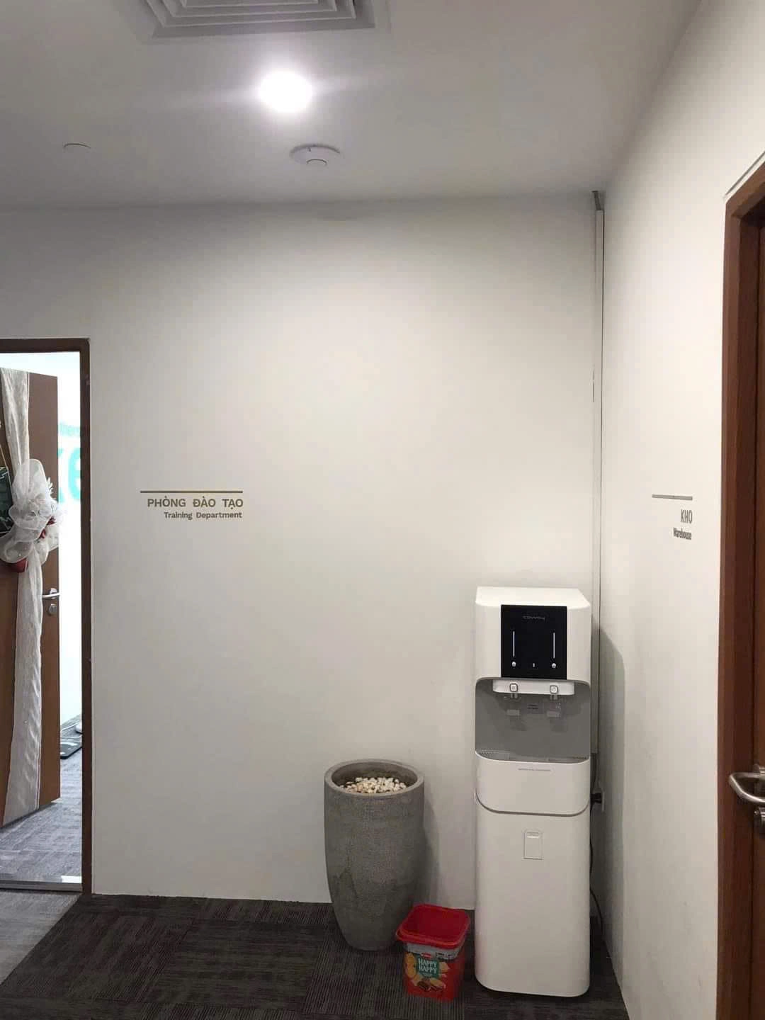 Hình Thực Tế Máy lọc nước nóng lạnh Coway Core CHP-671R - Cây tủ đứng 