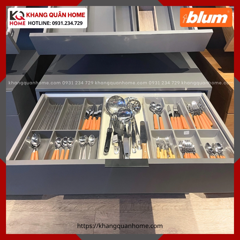 Khay Chia BLUM Xám Đậm ZC7S500BS3 4497947