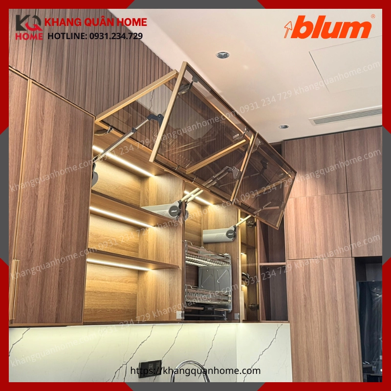 Hình thực tế Công Trình lắp bộ Tay Nâng Blum khung nhôm kính: