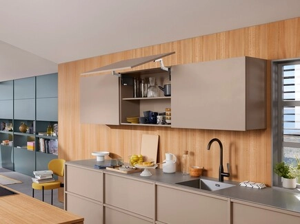 tay nâng blum aventos hs top