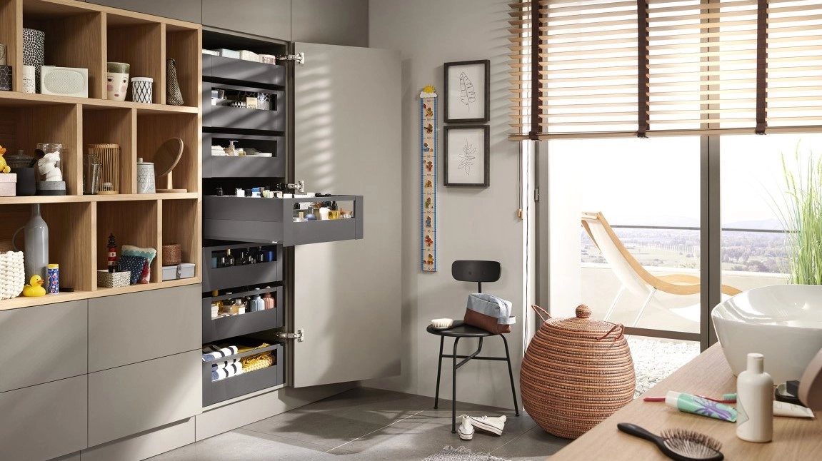 tủ đồ khô blum