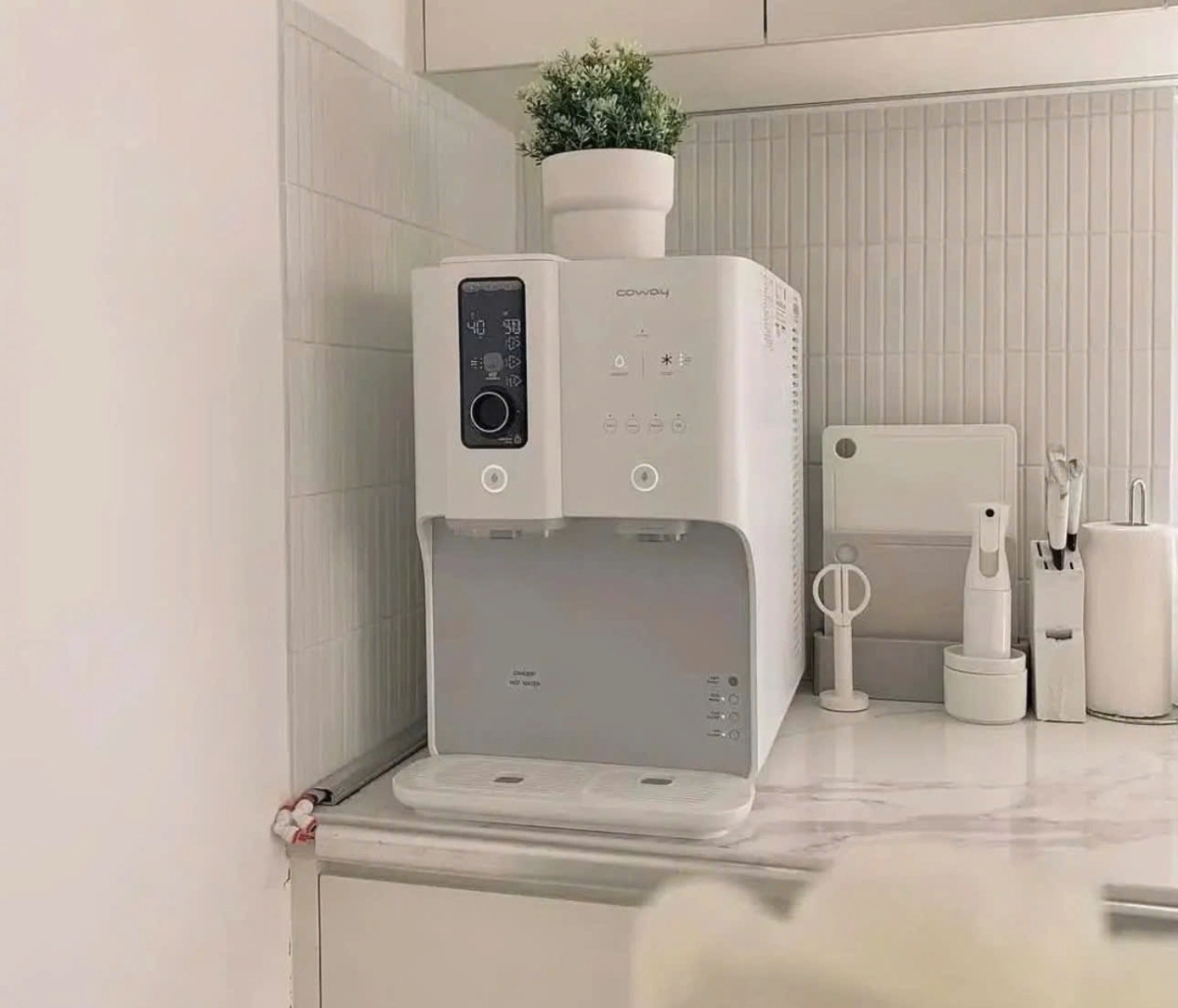 Máy lọc nước nóng lạnh Coway Hàn Quốc- OmBack CHP-7310R